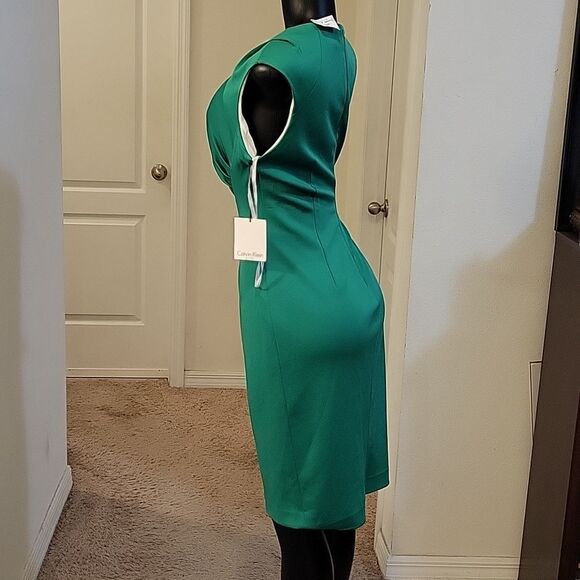 BRAND NEW CALVIN KLEIN SLEEVELESS CUTOUT NECK SIDE RUCHED SHEATH DRESS - Picture 10 of 15